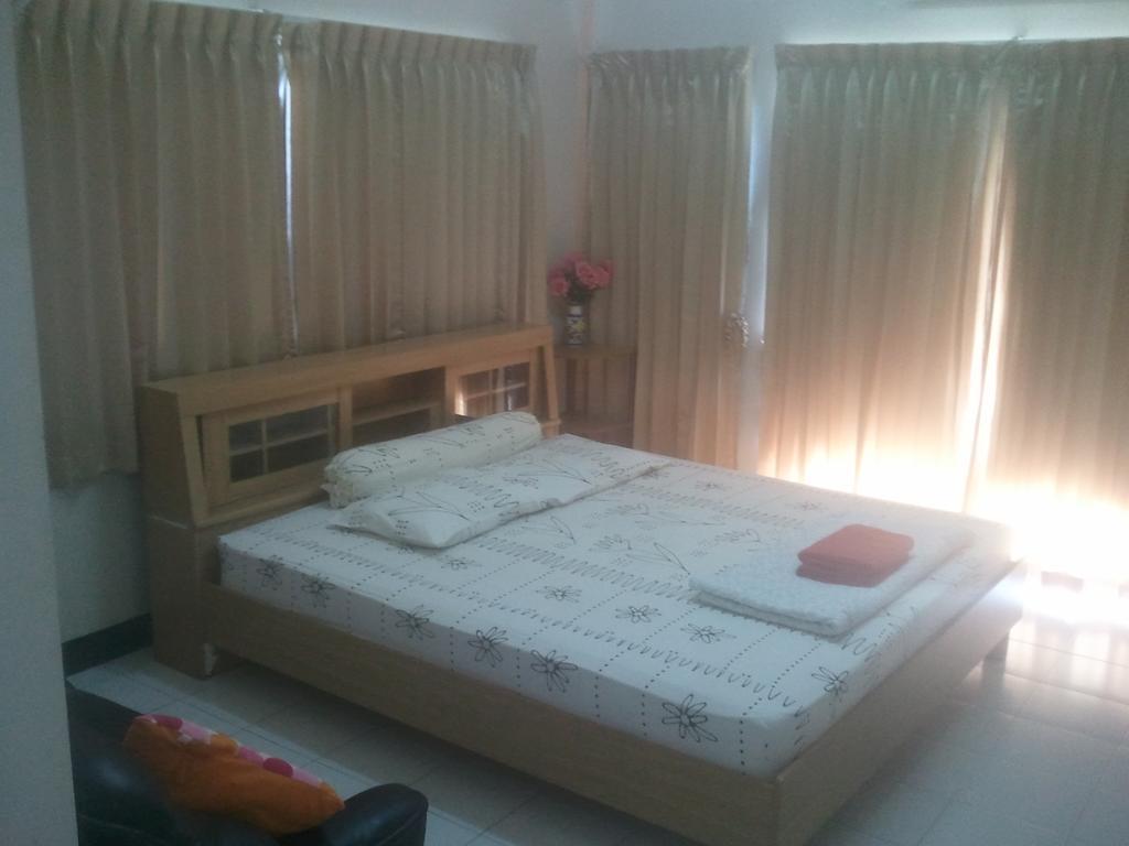 M & A Guesthouse Hua Hin Room photo